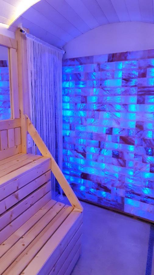 Hotel Les Chalets บรีดเดอ-เล-แบ็ง ภายนอก รูปภาพ
